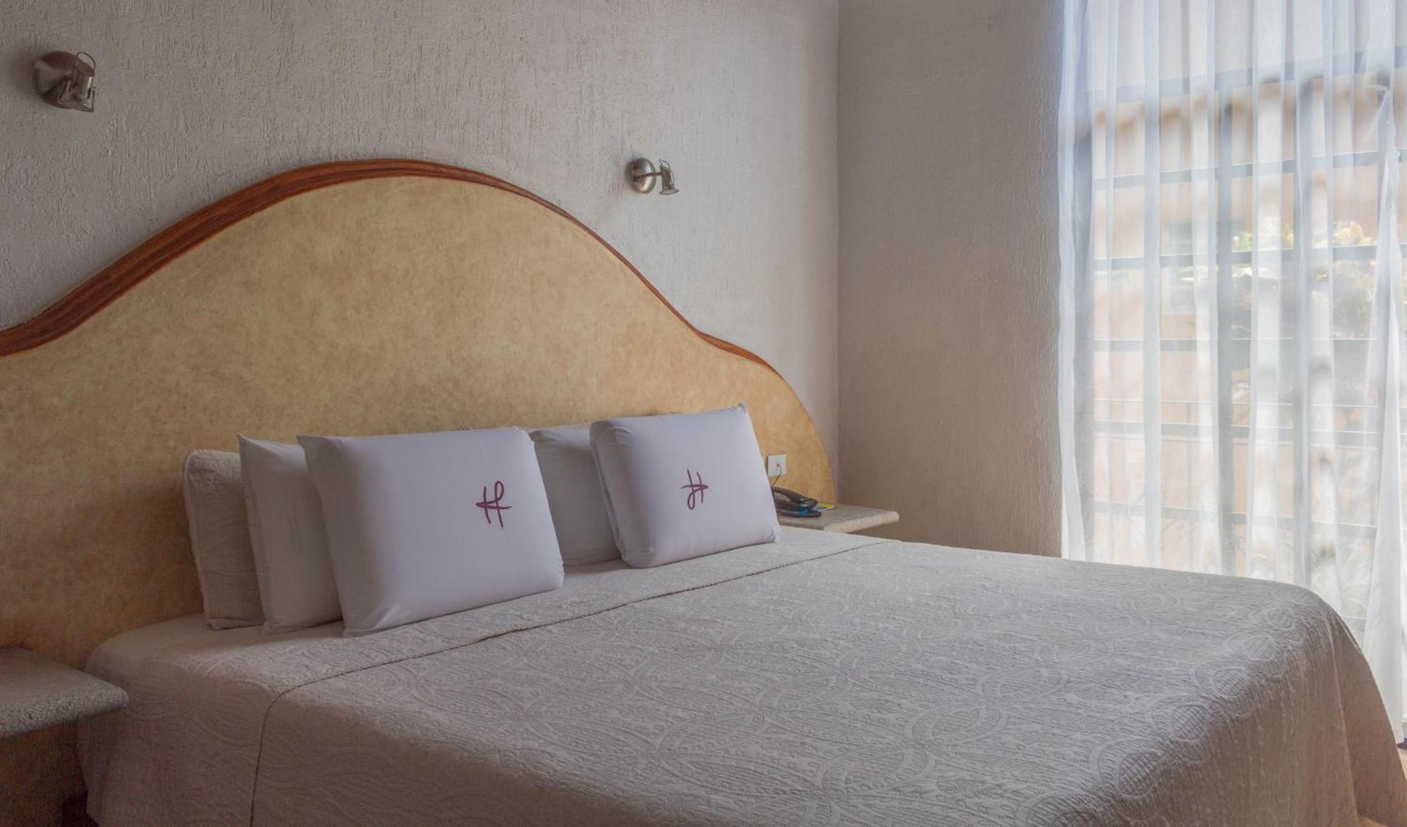 Hotel Fenix 3*